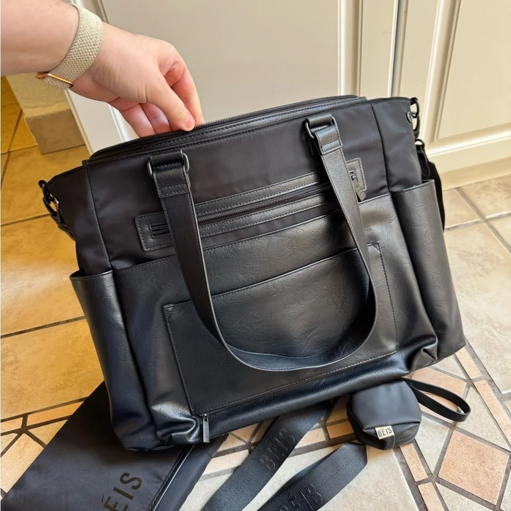 BEIS The Diaper Bag in Black